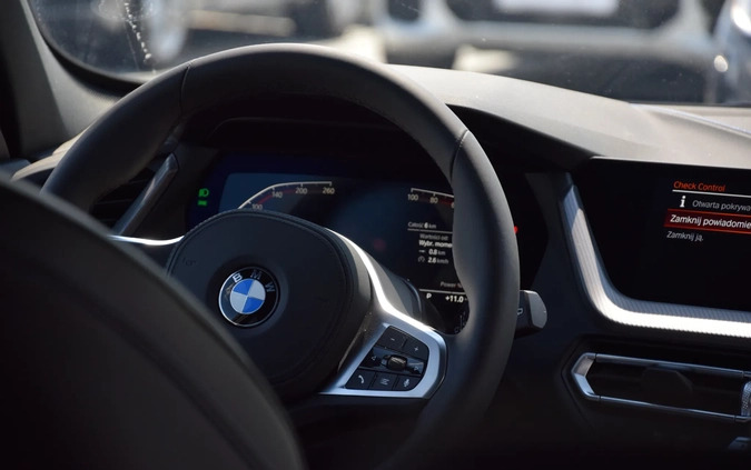 BMW Seria 1 cena 155300 przebieg: 5000, rok produkcji 2023 z Kalisz małe 631